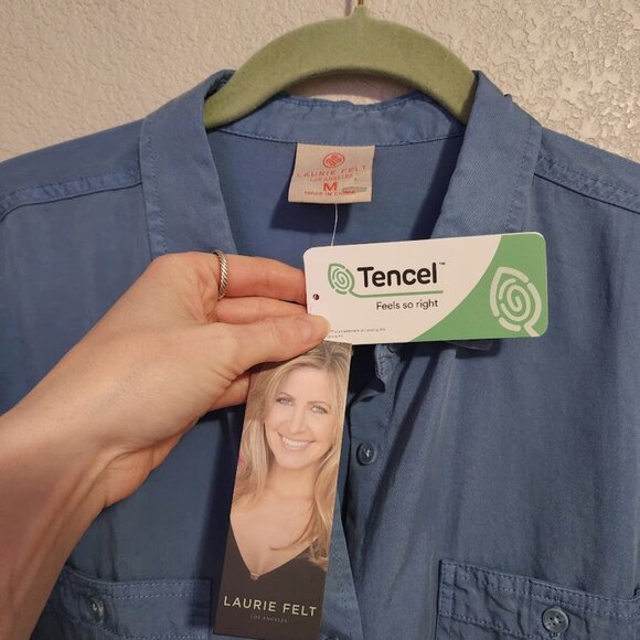 LAURIE FELT Easy Button Down TENCEL Shirt Washed Blue NEW size M - Picture 8 of 9